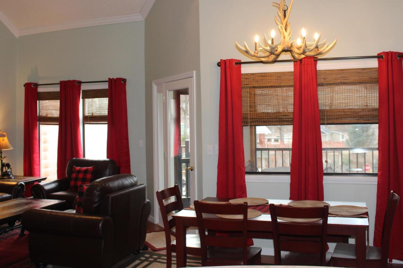 Spacious Downtown Condo Walking Distance To Downtown Gatlinburg Sleeps 6 Guests 外观 照片